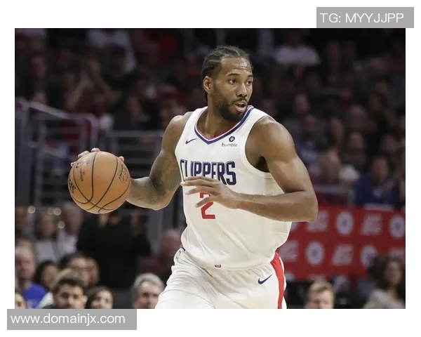 快船队员莱昂纳德因伤缺席下场比赛，球队未来走向何方？