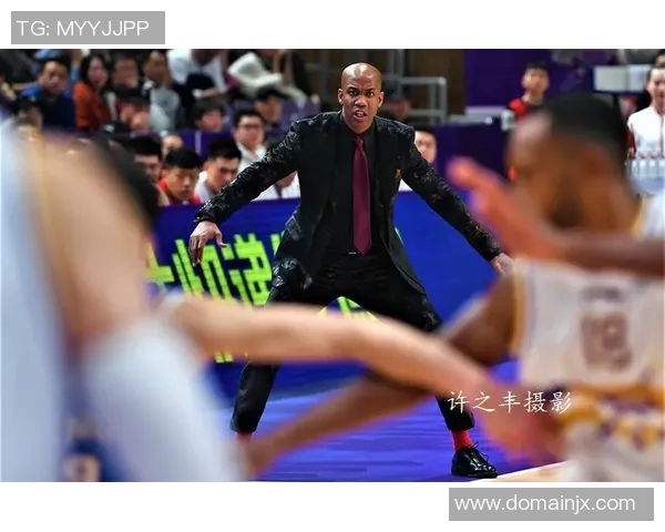 马布里领衔北控男篮夺得CBA总冠军，再度证明自己的教练能力